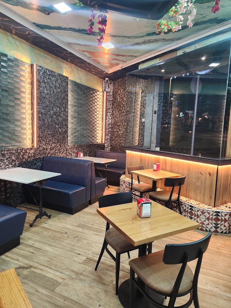 Euro Doner y Pizzeria - Plc. Vila — Mas recientes