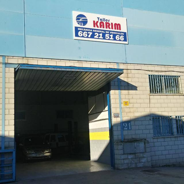 Taller Karim — Exterior