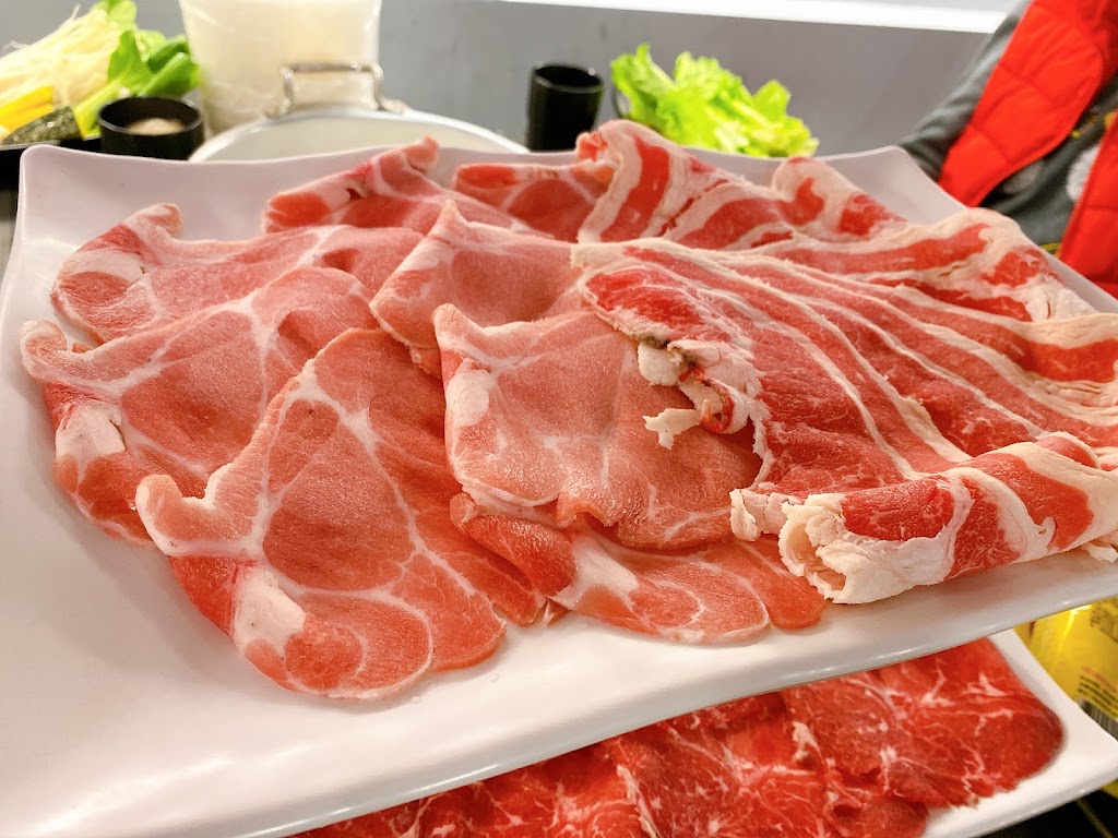 肉多多火鍋-三峽店 的照片