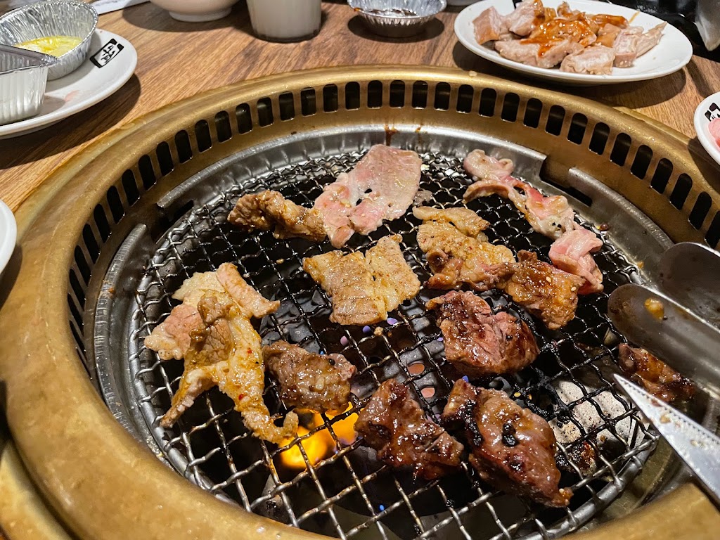 牛角日本燒肉專門店-桃園遠百店 的照片