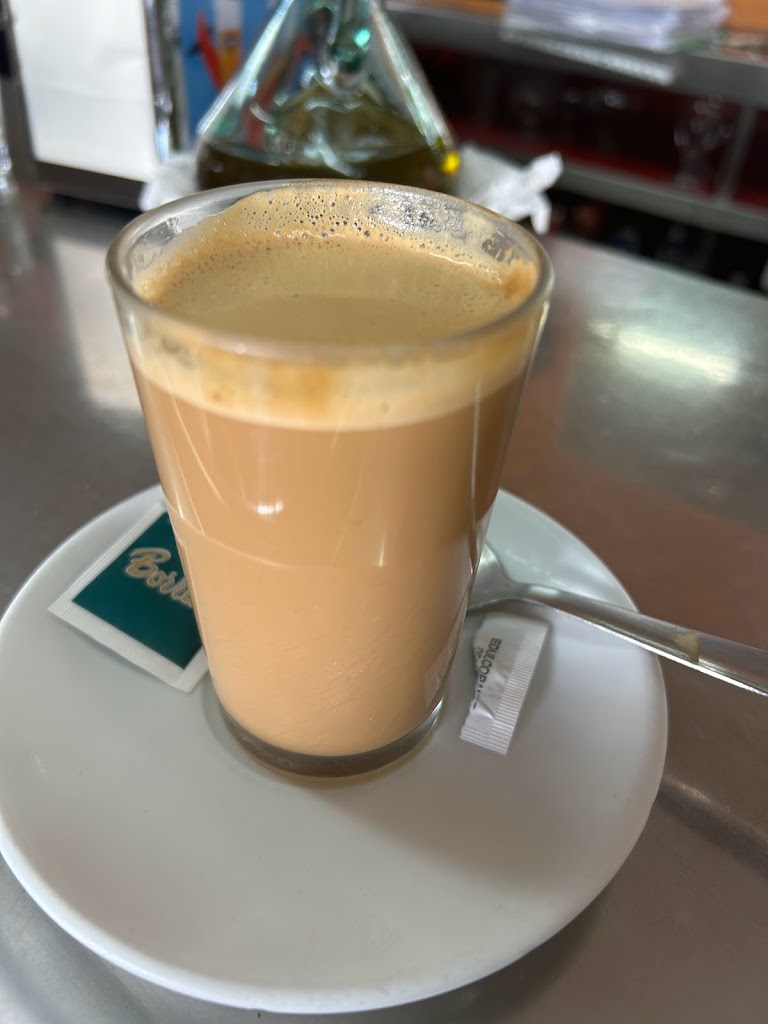 Bar Marin — Comida y bebida