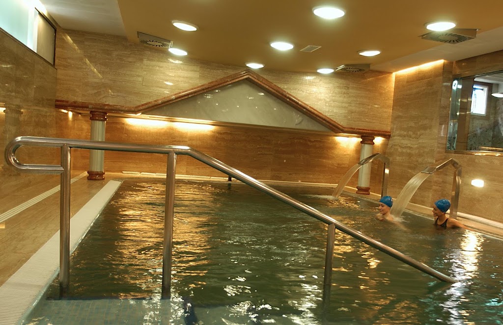 Balneario de Carballo — Servicios