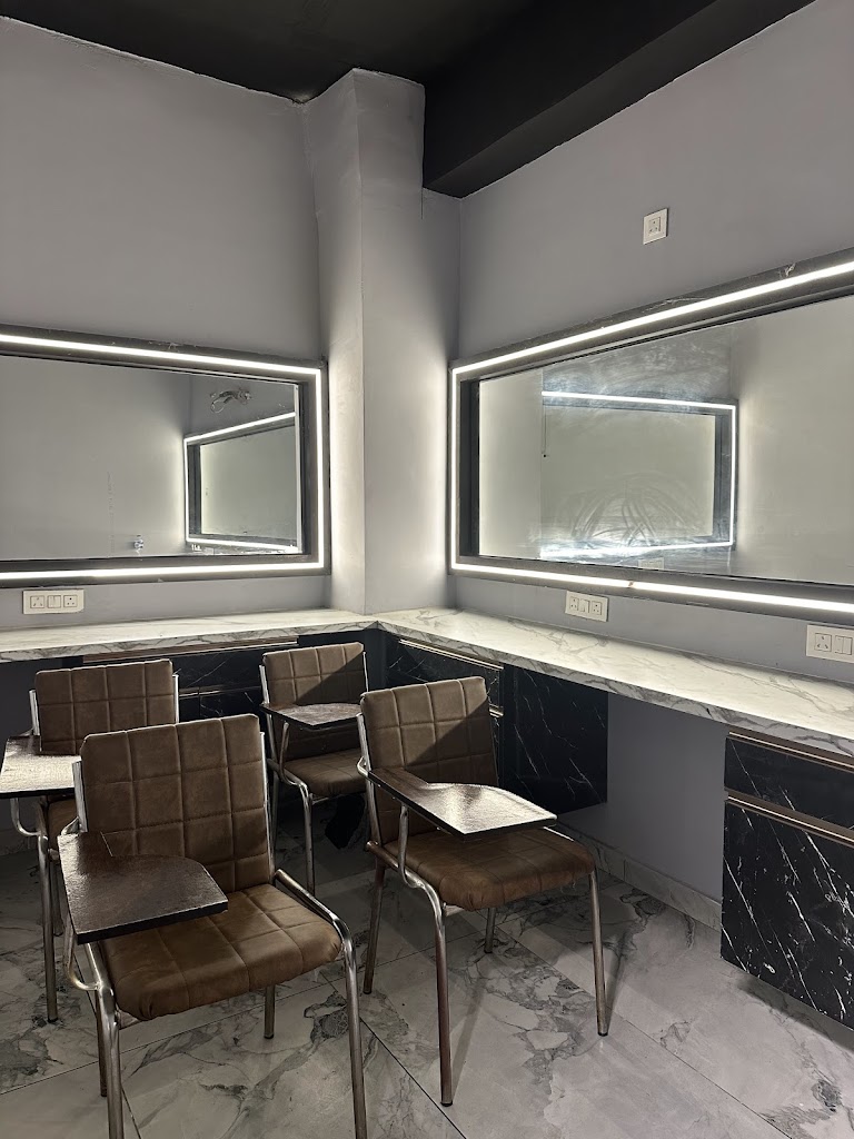 The Halo Salon Academy