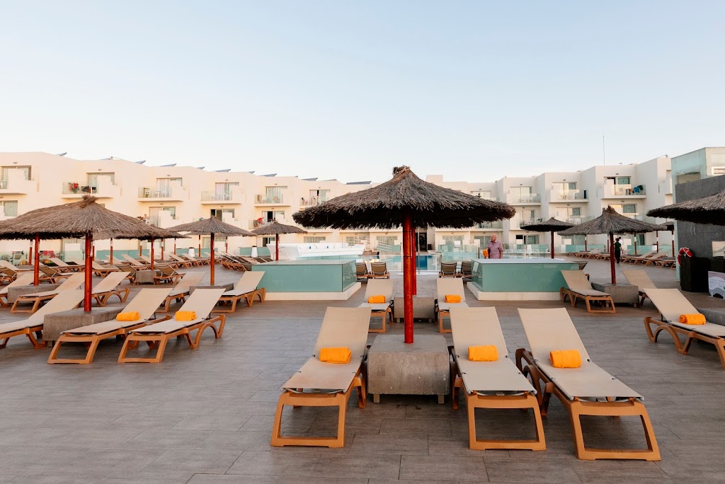 HD Beach Resort & Spa