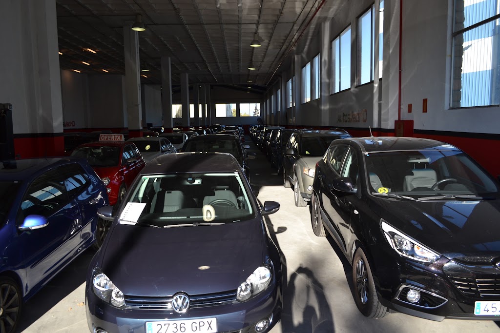 AutosMadrid S.S. Reyes — Hatchback