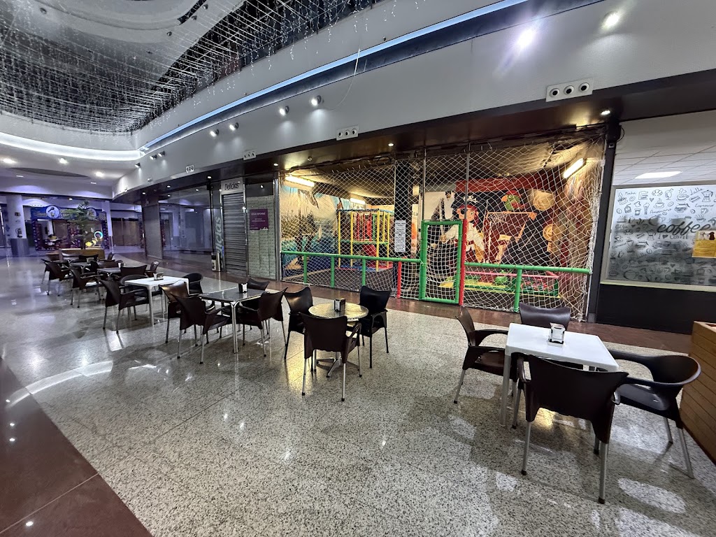 Cafeteria Coffee Center