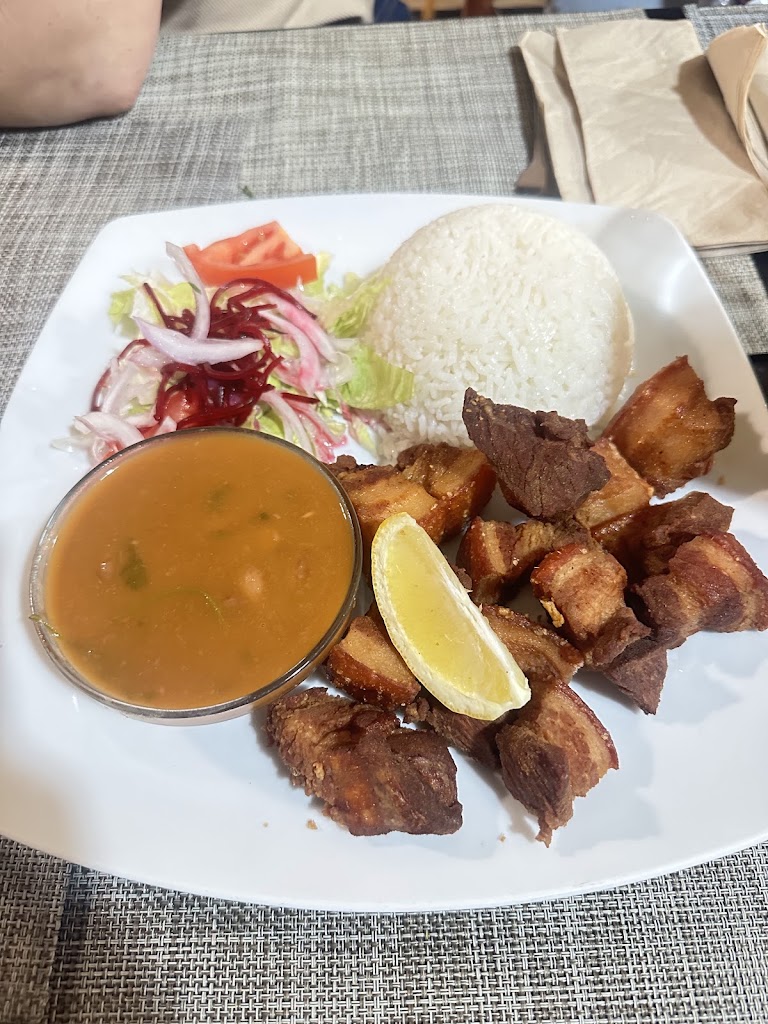 Tierra Latina — Comida y bebida