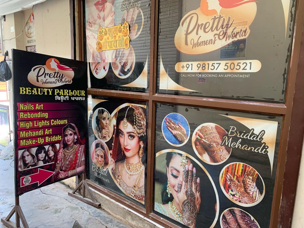 Pretty Womens World Best Beauty Hair Makeup Bridal Makeup Academy Salon In Adampur