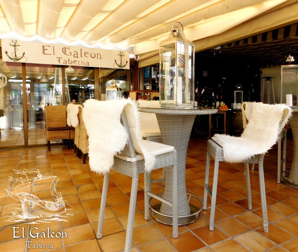 El Galeon Taberna — Ambiente