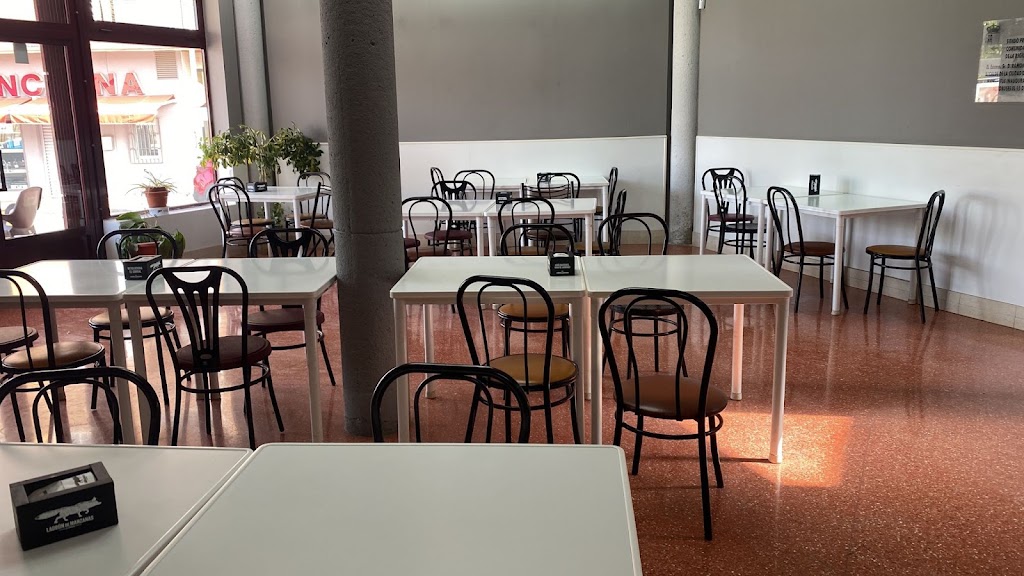 Bar La Estacion — Ambiente