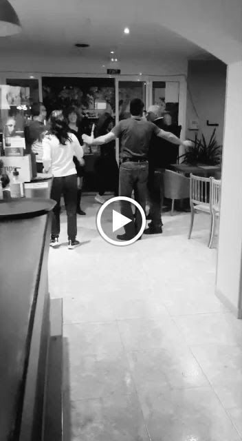 MOMwow — Videos