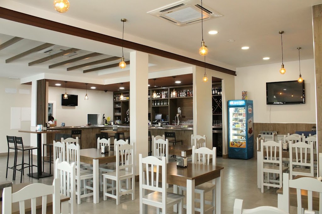 Bar restaurante La Marchenera Tapas — Ambiente