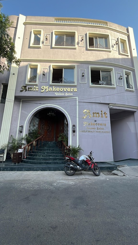 Amit Makeovers Best Bridal Makeup Artist In Jalandhar Makeup Artist In Jalandhar Best Bridal Makeup In Jalandhar