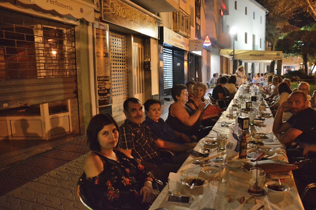 Cafeteria Mogano — Ambiente