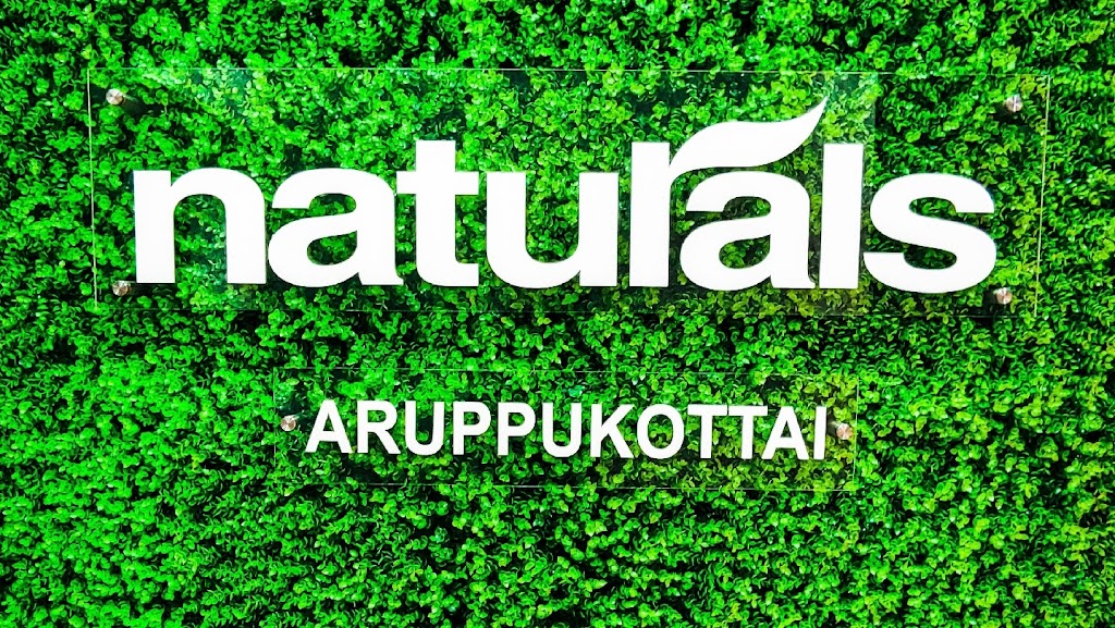 Naturals Salon