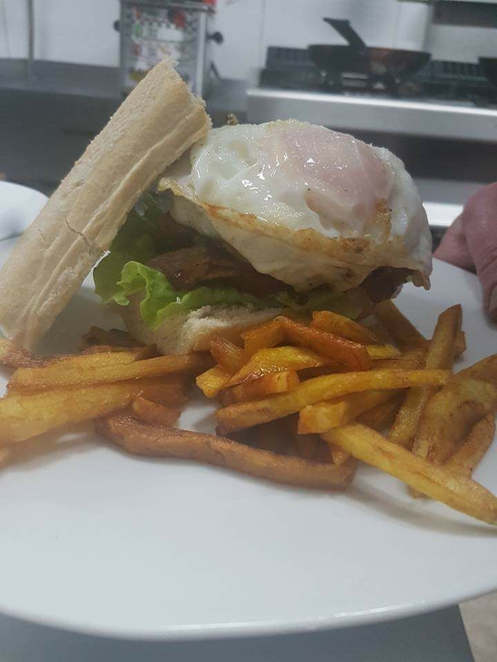 Bar Milan — Papas fritas