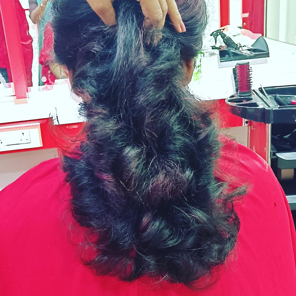 Mantra Beauty Lounge Freelancer