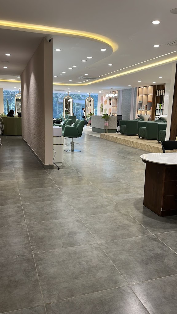 Trends Professional Family Salon