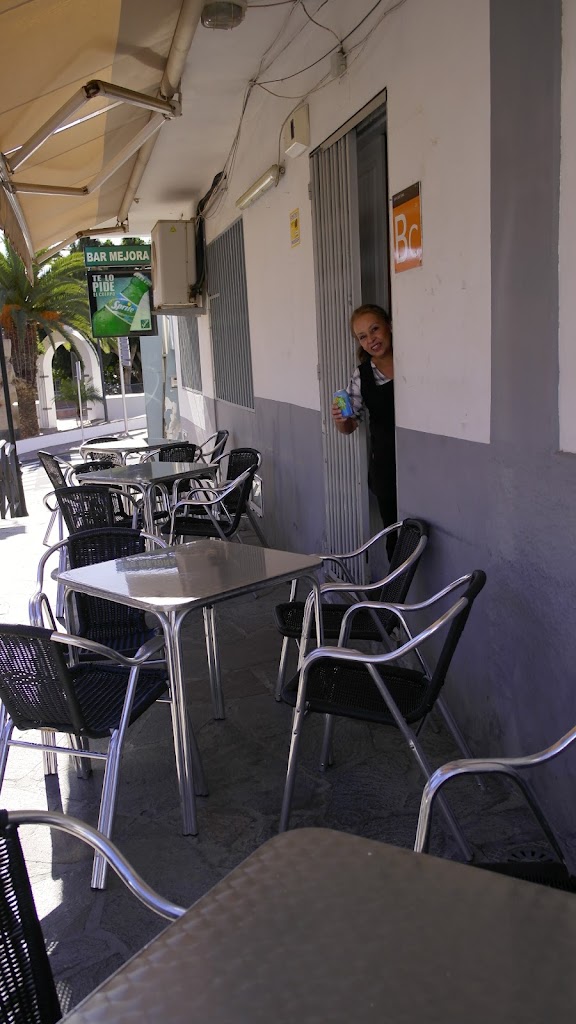 Bar mejora Primos — Ambiente