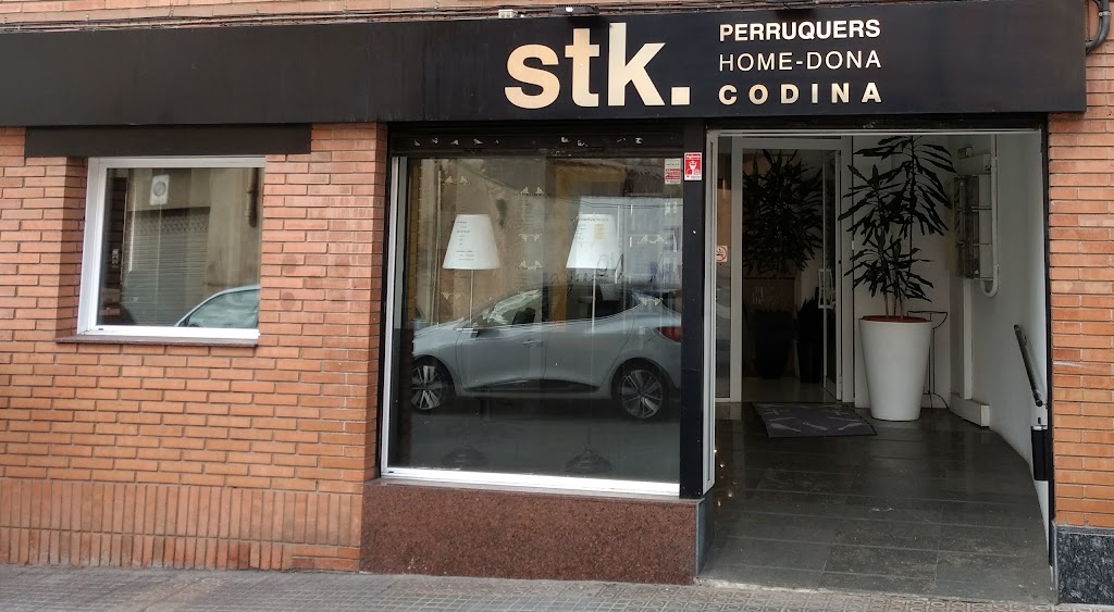 STK Perruquers — Exterior