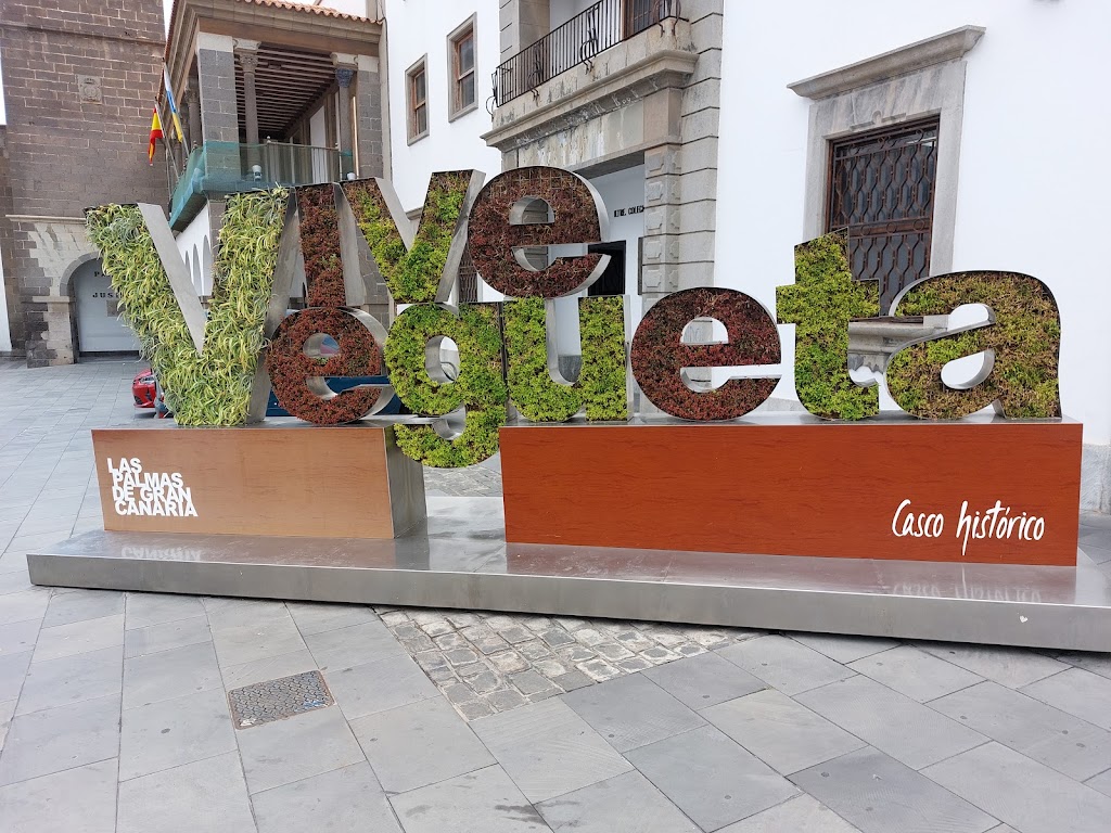 Aparcamientos Vegueta, S.L.