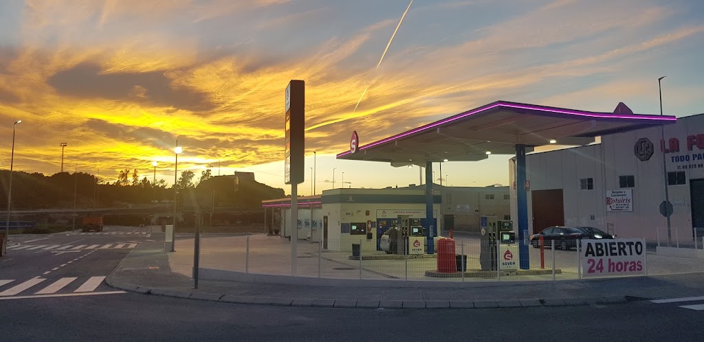 Gasolinera Seven Oil