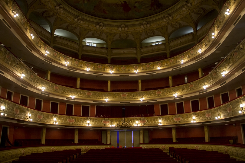 Teatro Municipal 1deg de Mayo