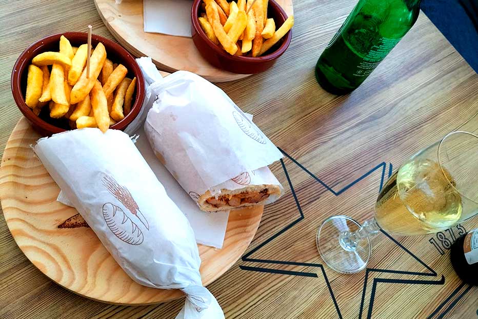 Pikoteo Galaxy | Bar de Tapas en Cerdanyola del Valles — Comida y bebida