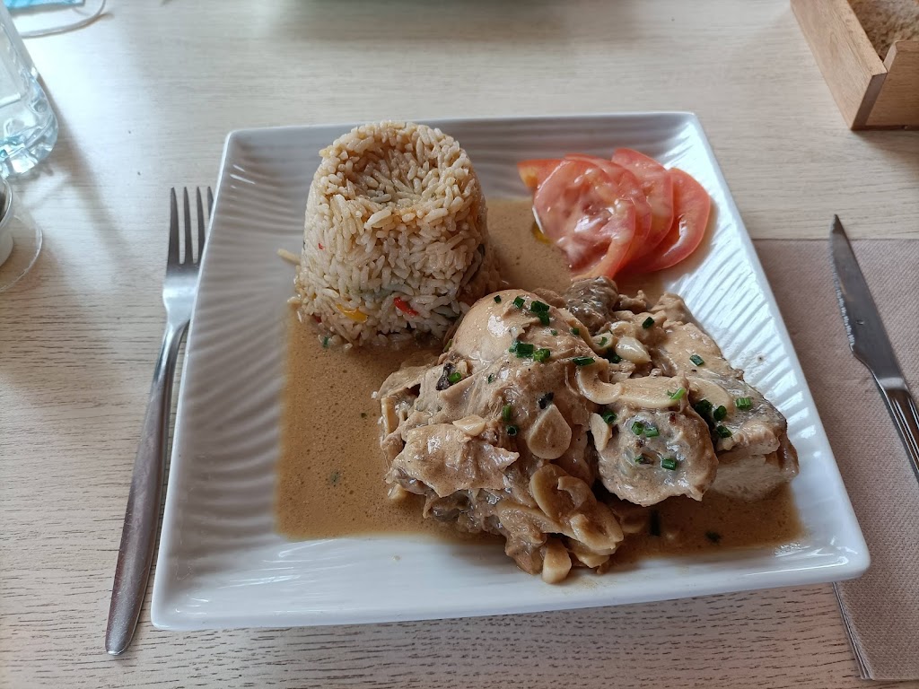 La Terraza del Galeon — Comida y bebida