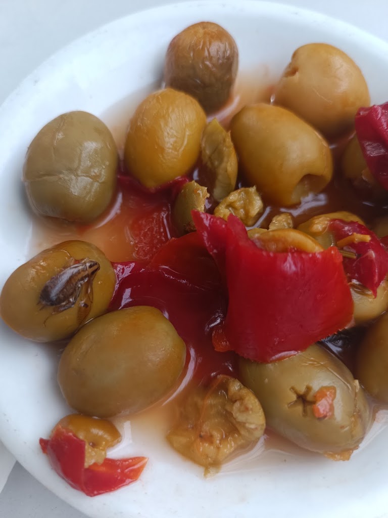 La Fragata — Comida y bebida