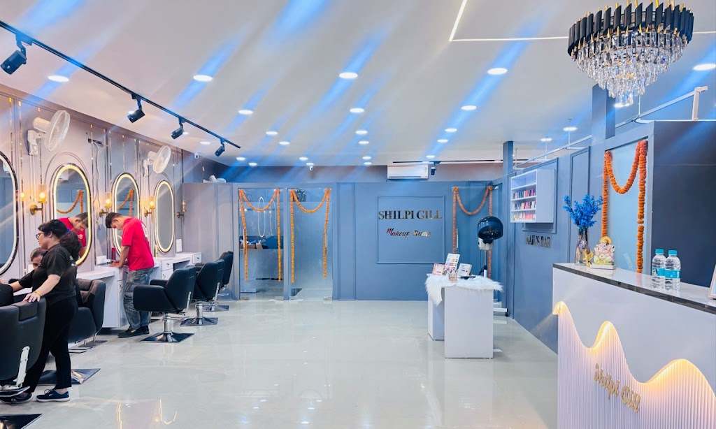 Shilpi Gill Makeup Studio Salon Rdc Bridal Makeup Engagement Makeup Party Makeup