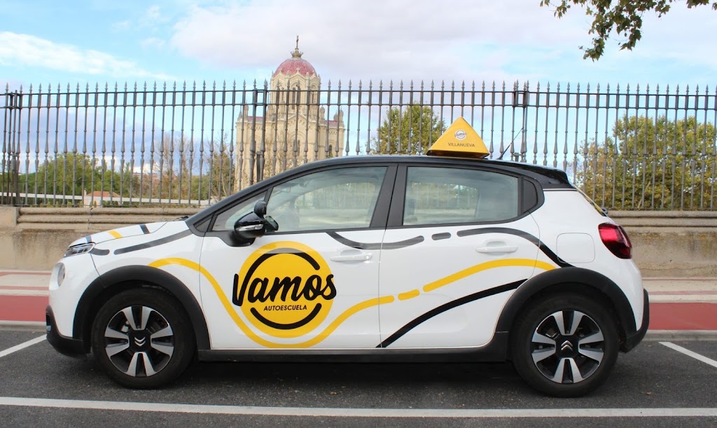 Autoescuela Vamos — Automovil
