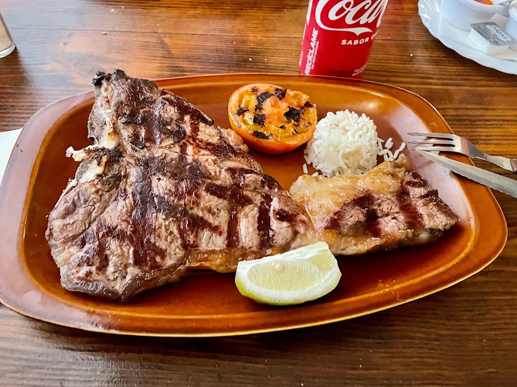 Restaurante Bodegon Irache Gara — Comida y bebida