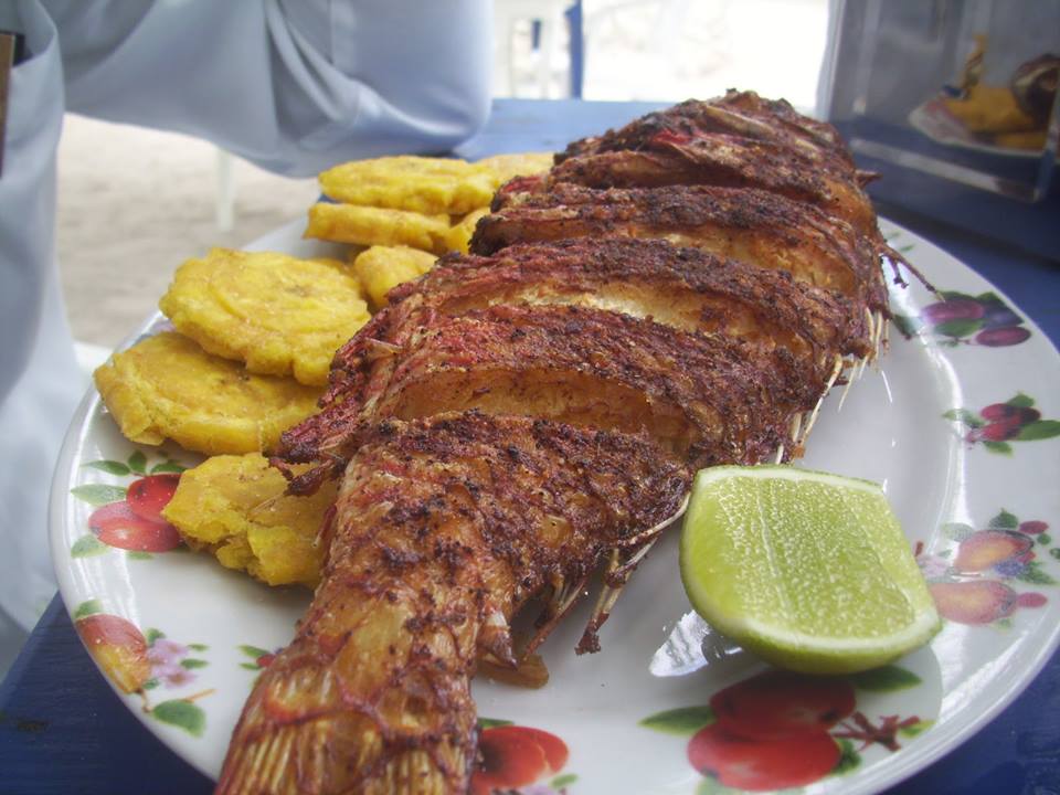 Bar Caribeno — Comida y bebida
