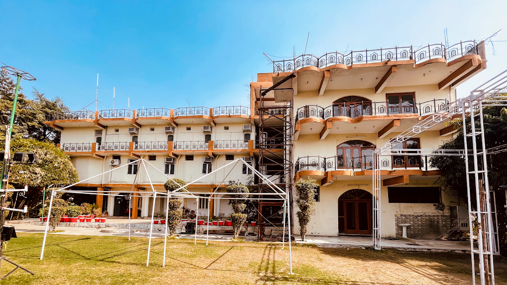 Hotel Satya Raksha