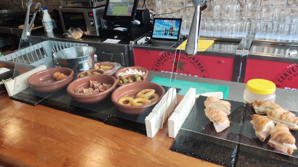 El Kiosko de Zack — Comida y bebida