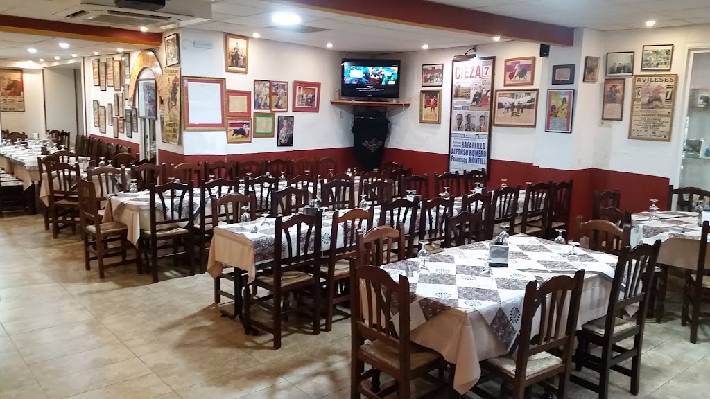 LOS TOREROS Bar — Ambiente