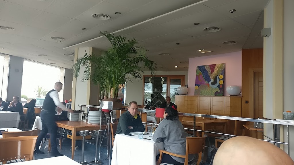 RESTAURANTE NEGRESCA — Ambiente