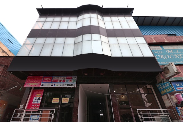 Oyo Shanti Palace