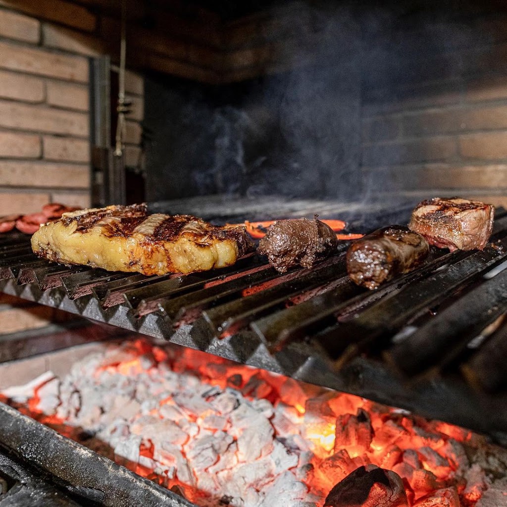 Restaurante Grill El Asador — Comida y bebida
