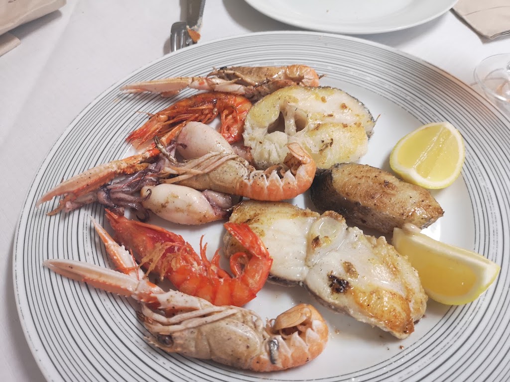 Restaurant Bar Extremeno — Comida y bebida