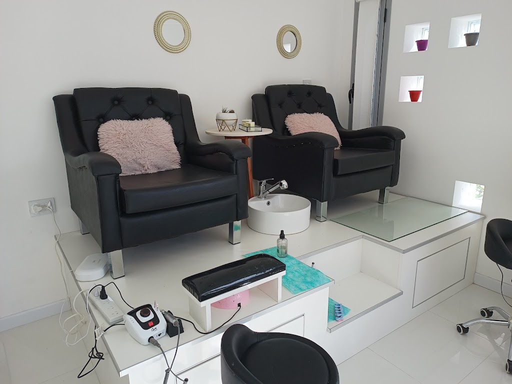 Spacio Unas Salon de Belleza — Del propietario