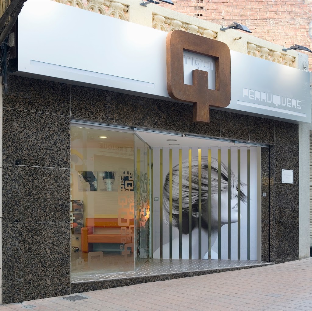 TIQUI PELUQUEROS — Exterior