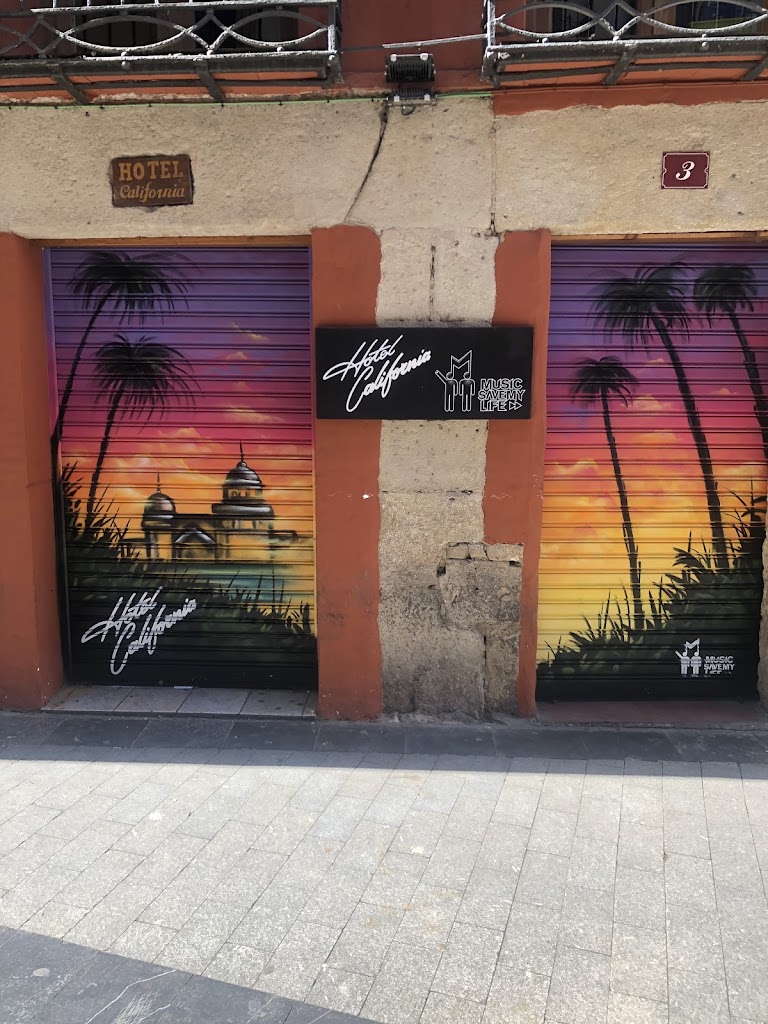 Bar Hotel California