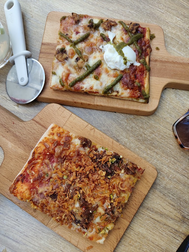 Bar Almacen 27 — Pizza