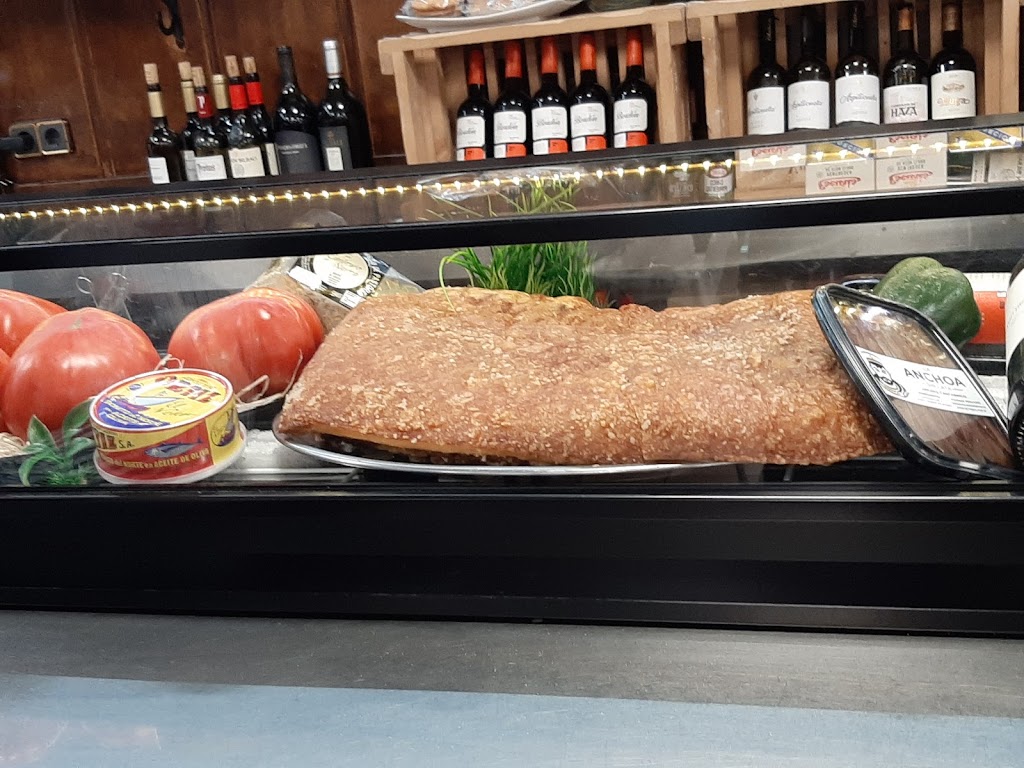 J. Luis II Restaurante — Comida y bebida