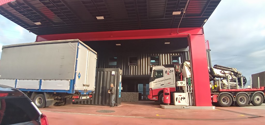 Estacio de servei TG — Del propietario