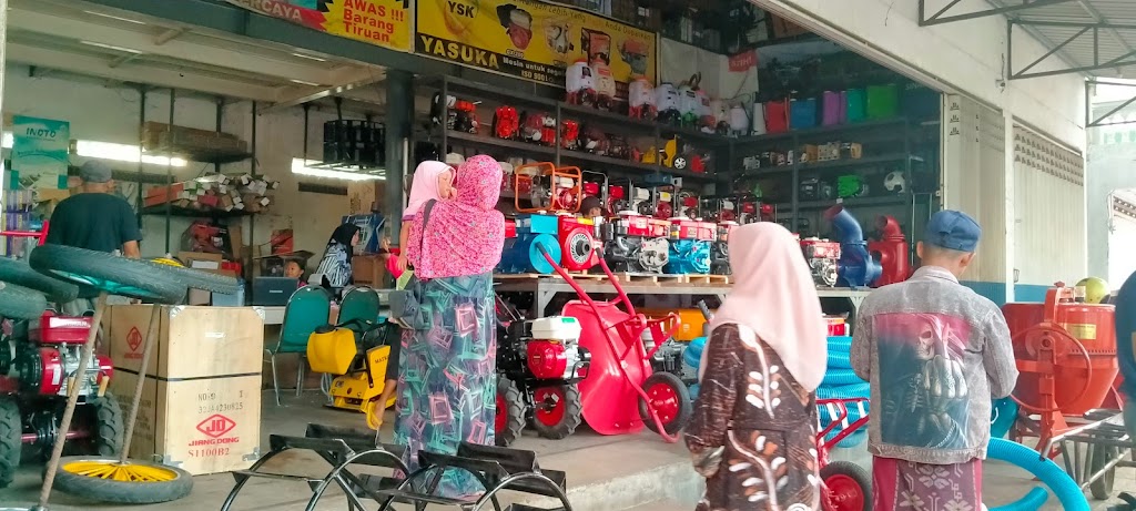 Sinar Motor. UD