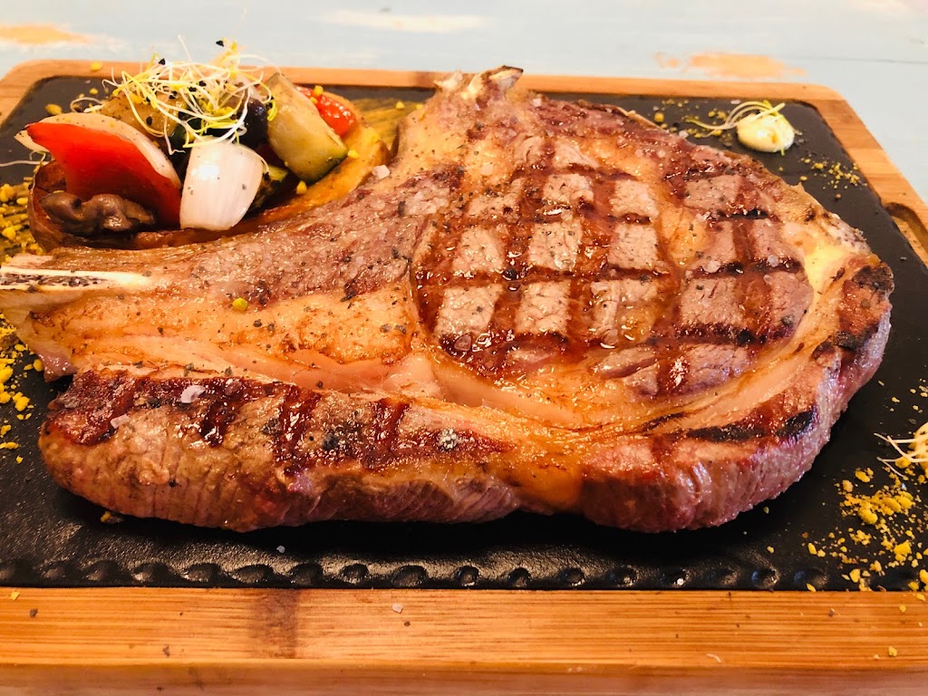 Abrasador de Armando — Comida y bebida