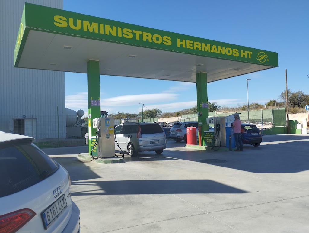 Suministros Hermanos HT